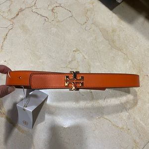 Tory Burch belt . Reversible.xs